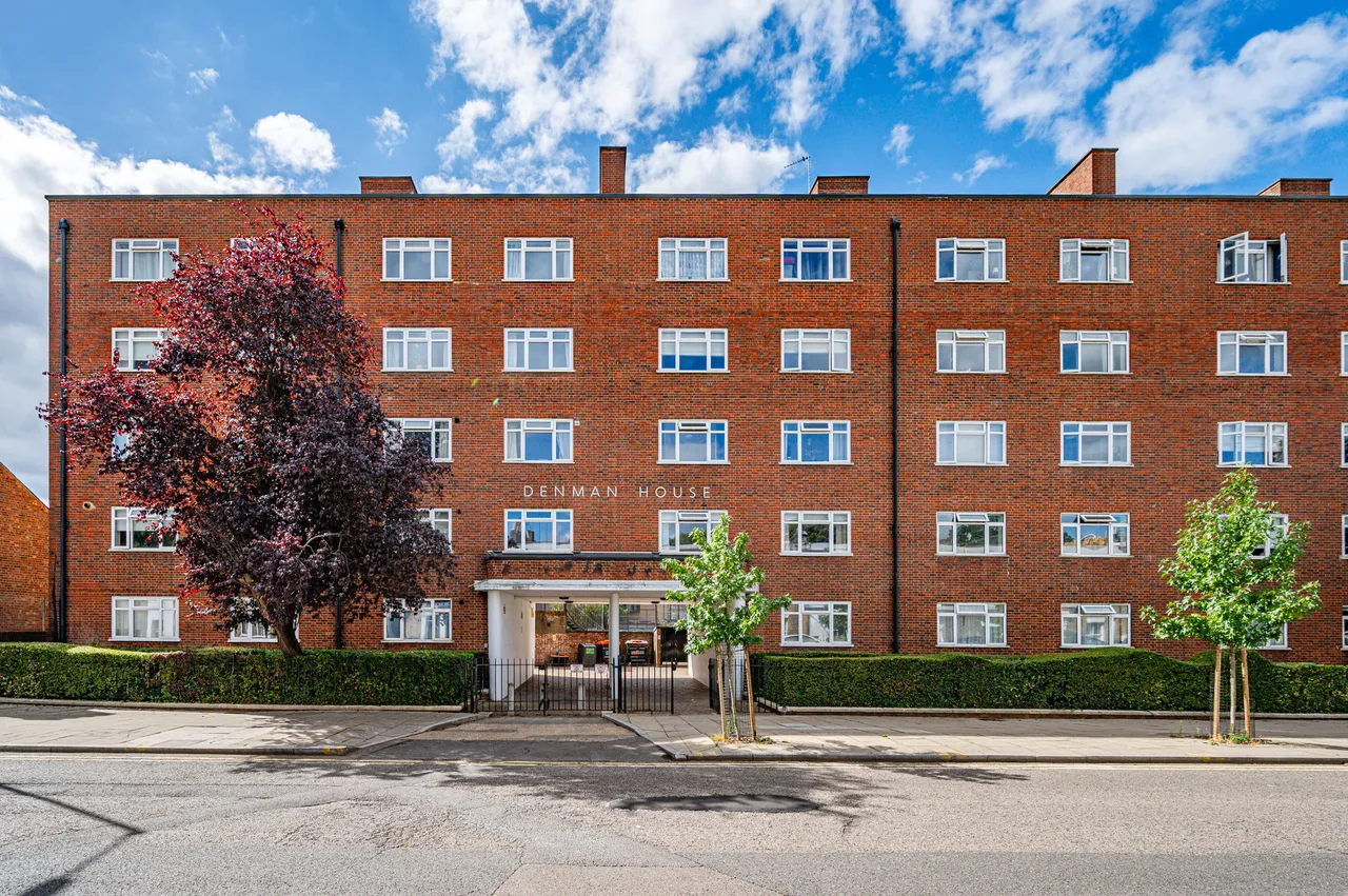 42 Denman House, Lordship Terrace, London, photo 11