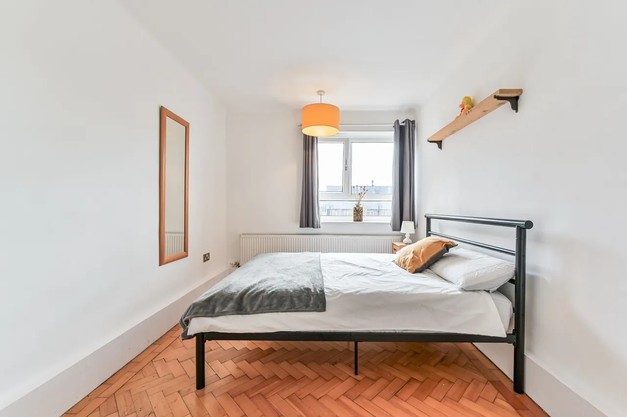 42 Denman House, Lordship Terrace, London, photo 3