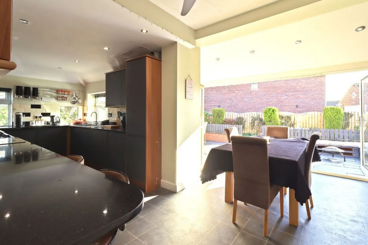 Sheffield, S26, photo 4