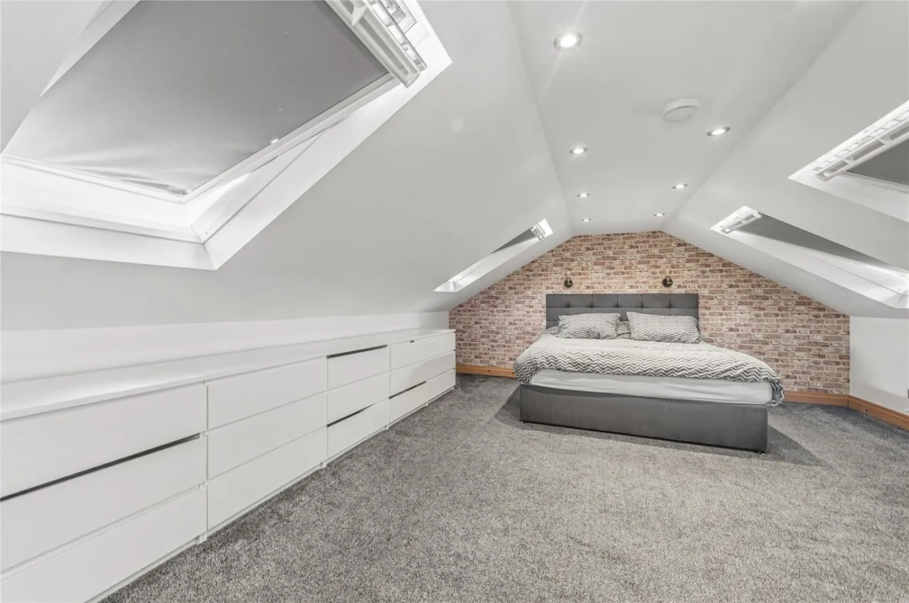 Bunkers Lane, Batley, WF17, photo 22