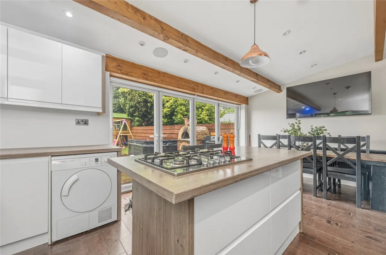 Bunkers Lane, Batley, WF17, photo 18