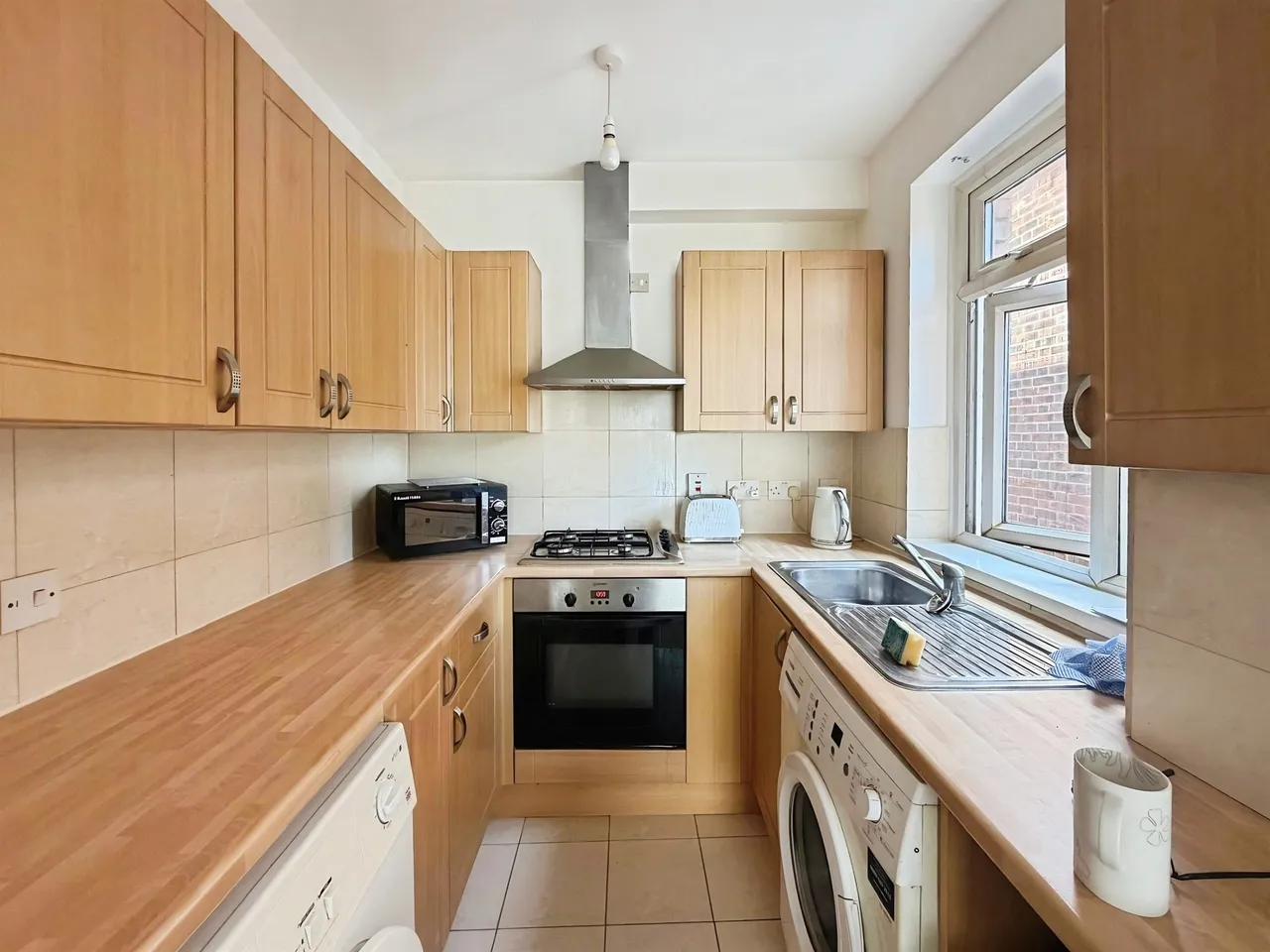 Church Road, Clacton-On-Sea, photo 6