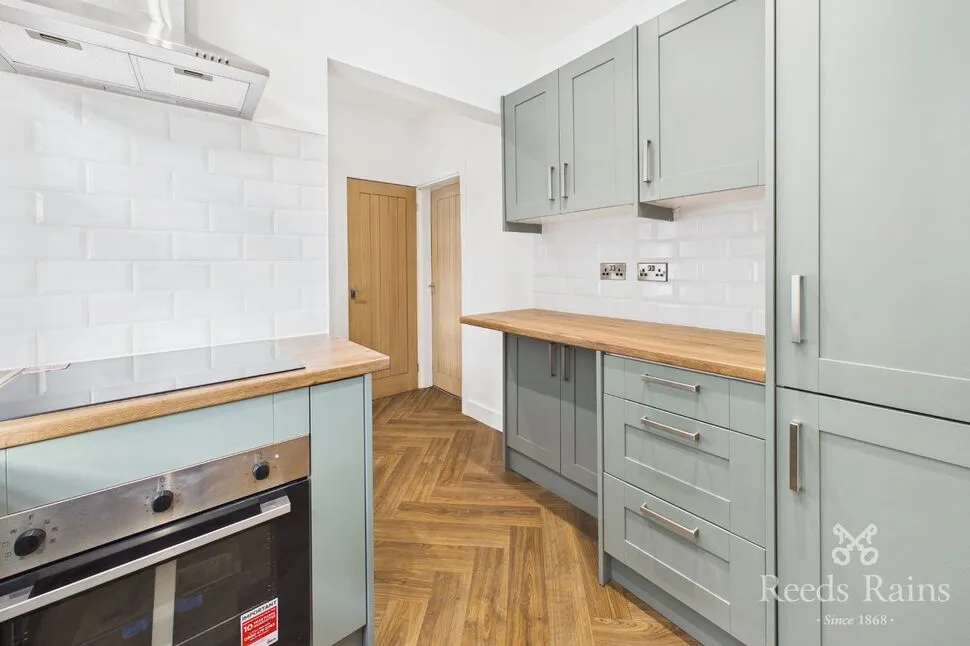 Pollard Crescent, Sheffield, S5, photo 2