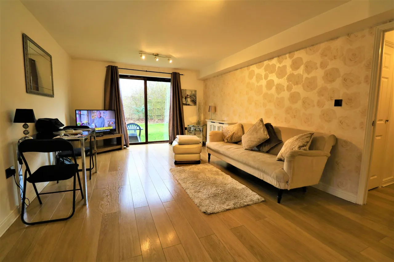 Howard Road, Chafford Hundred, Grays, Essex, RM16 6DG, photo 4