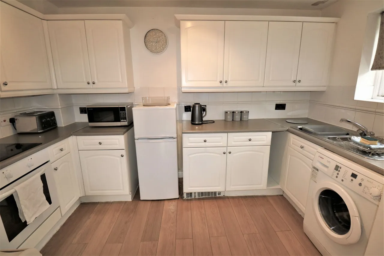 Howard Road, Chafford Hundred, Grays, Essex, RM16 6DG, photo 6