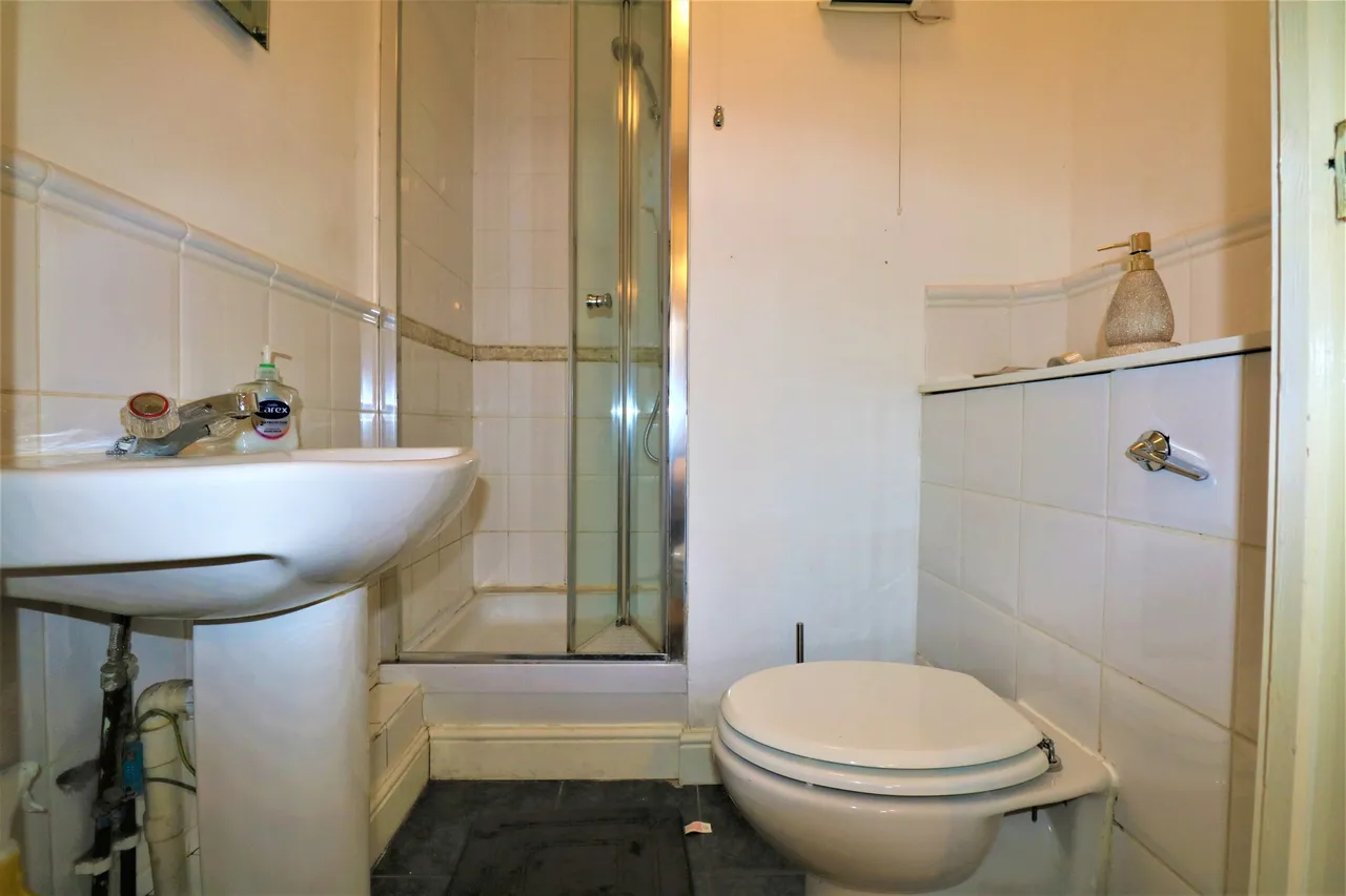 Howard Road, Chafford Hundred, Grays, Essex, RM16 6DG, photo 10