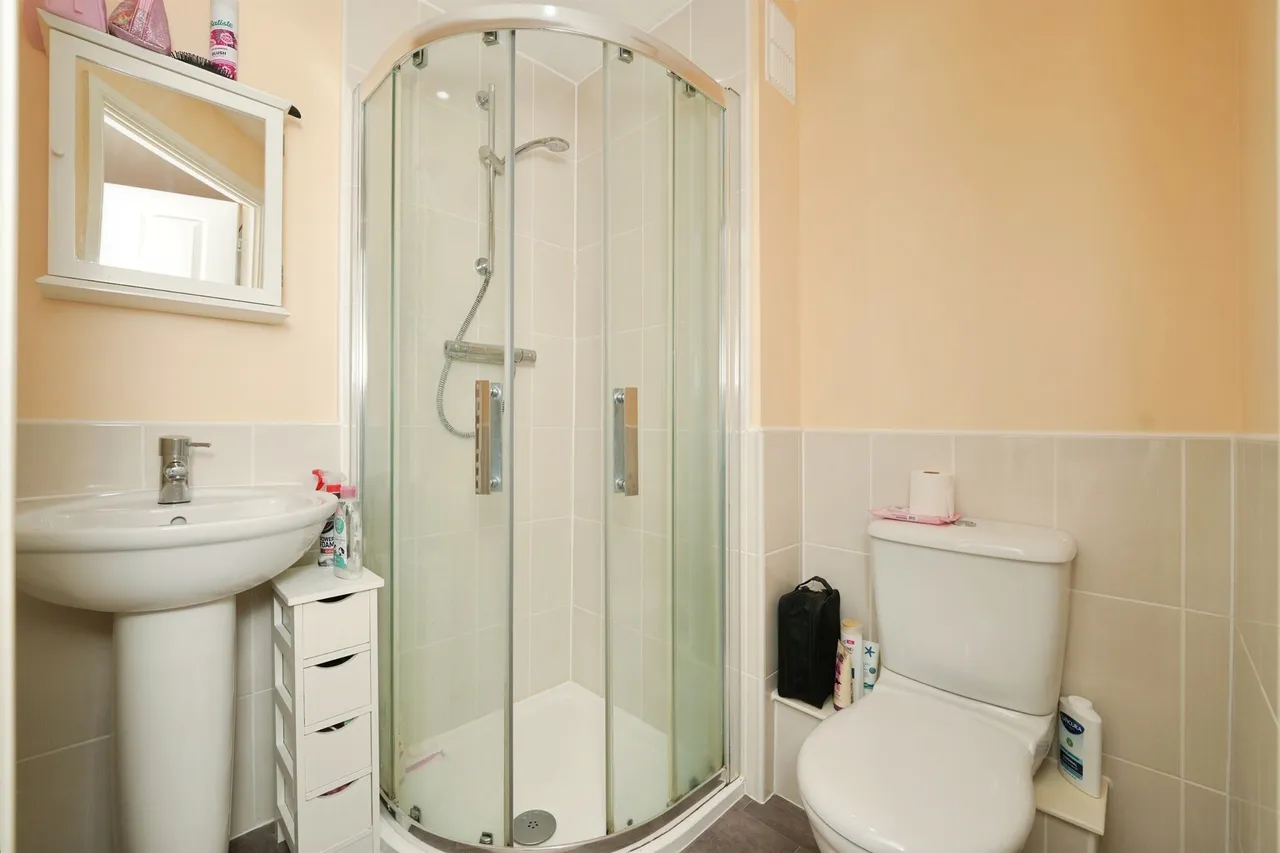Sevastopol Road, Bristol, BS7, photo 4