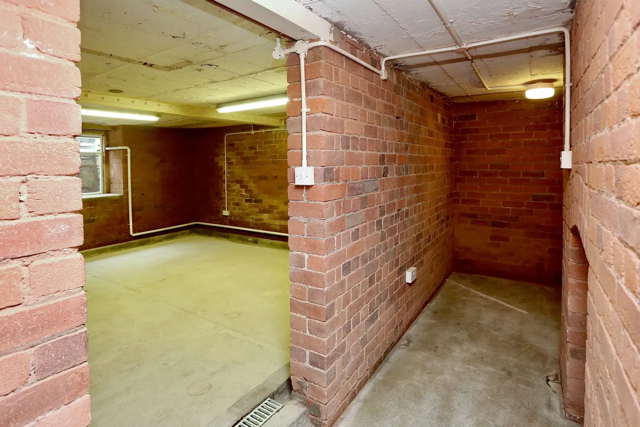 Ty Deri, Trebencyn Park, NP7, photo 27