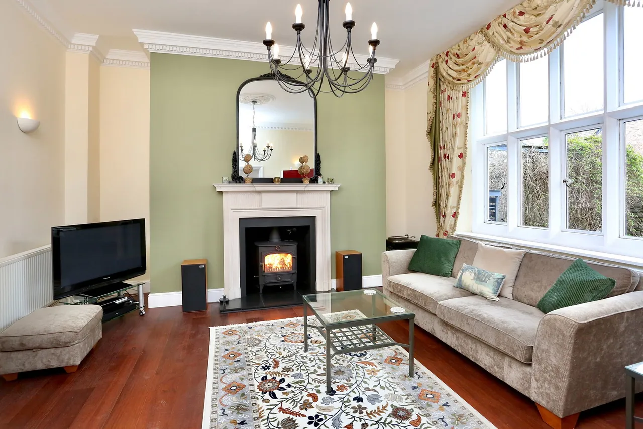 Ty Deri, Trebencyn Park, NP7, photo 8