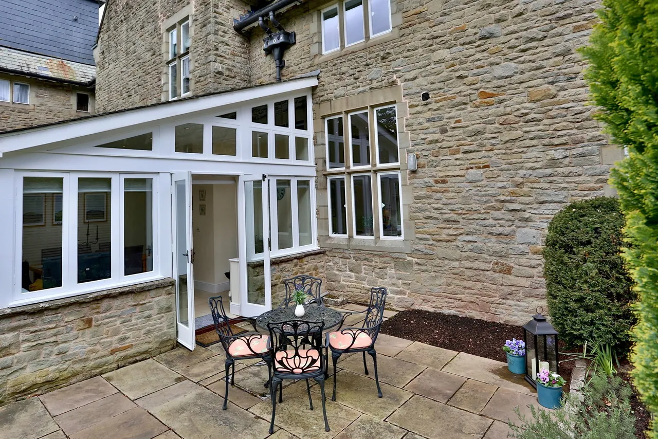 Ty Deri, Trebencyn Park, NP7, photo 5