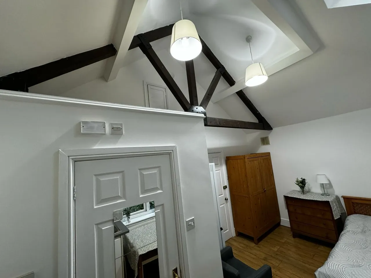 Jersey Road, Hounslow, TW3, photo 7