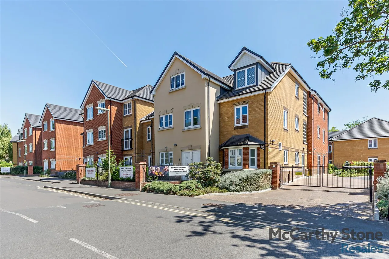 Churchfield Road, Walton-On-Thames, KT12, photo 4