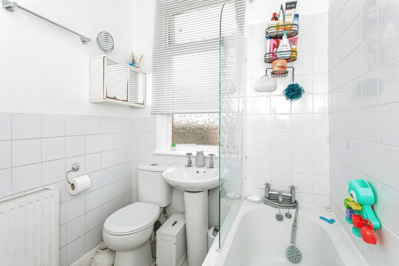 Glenwood Avenue, Westcliff On Sea, Essex, SS0, photo 12