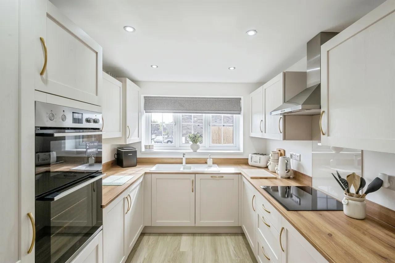 Lime Tree Grove, Wath-upon-Dearne, S63, photo 7