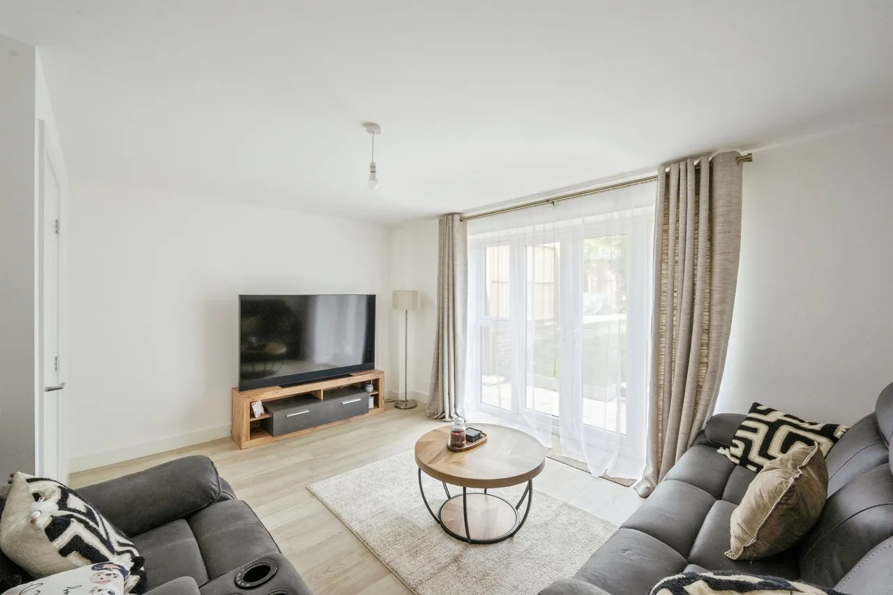 Lime Tree Grove, Wath-upon-Dearne, S63, photo 2