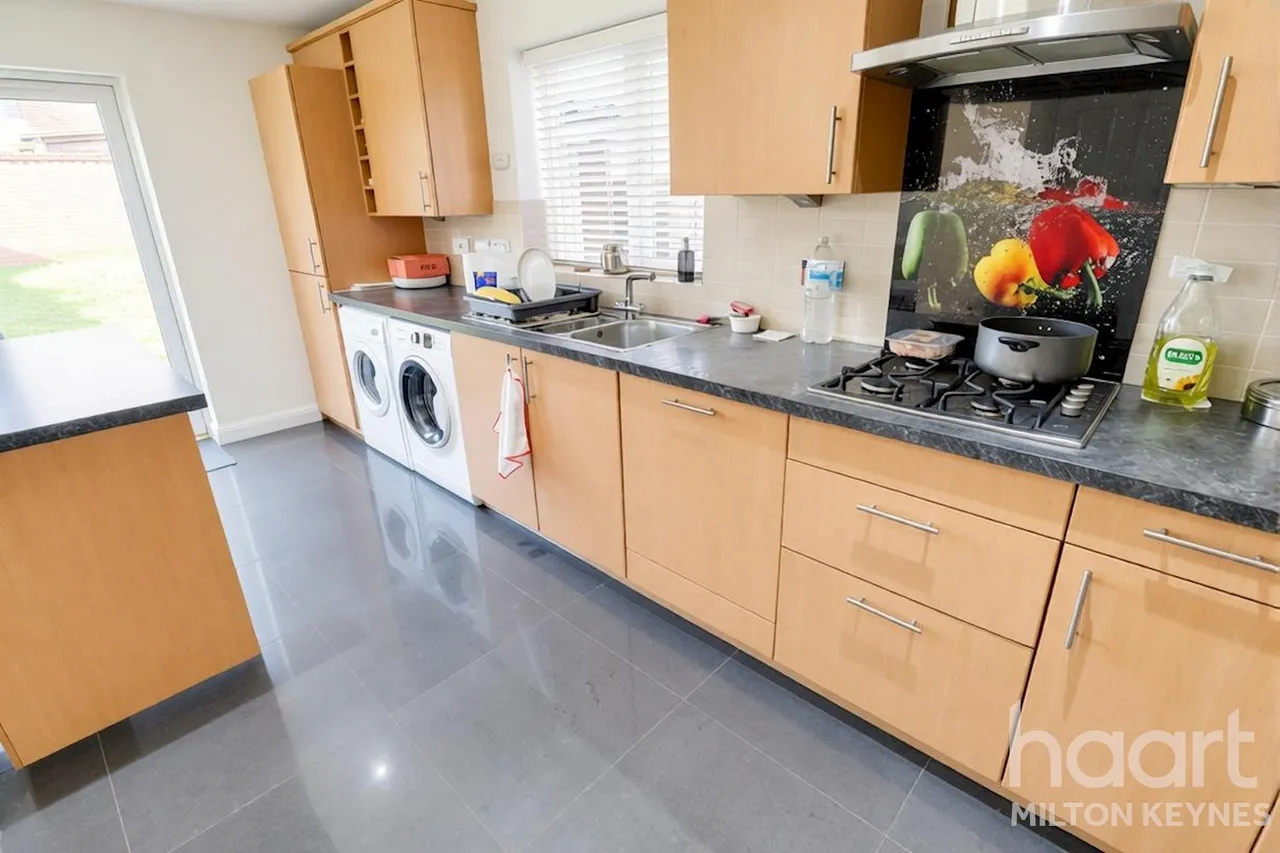 Clifton Moor, Oakhill, MK5, photo 4