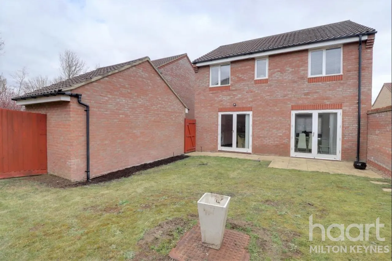 Clifton Moor, Oakhill, MK5, photo 21