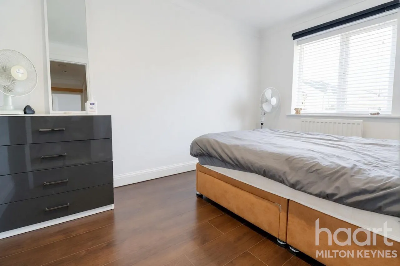Clifton Moor, Oakhill, MK5, photo 11