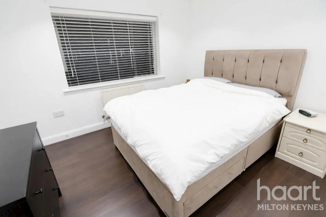 Clifton Moor, Oakhill, MK5, photo 8