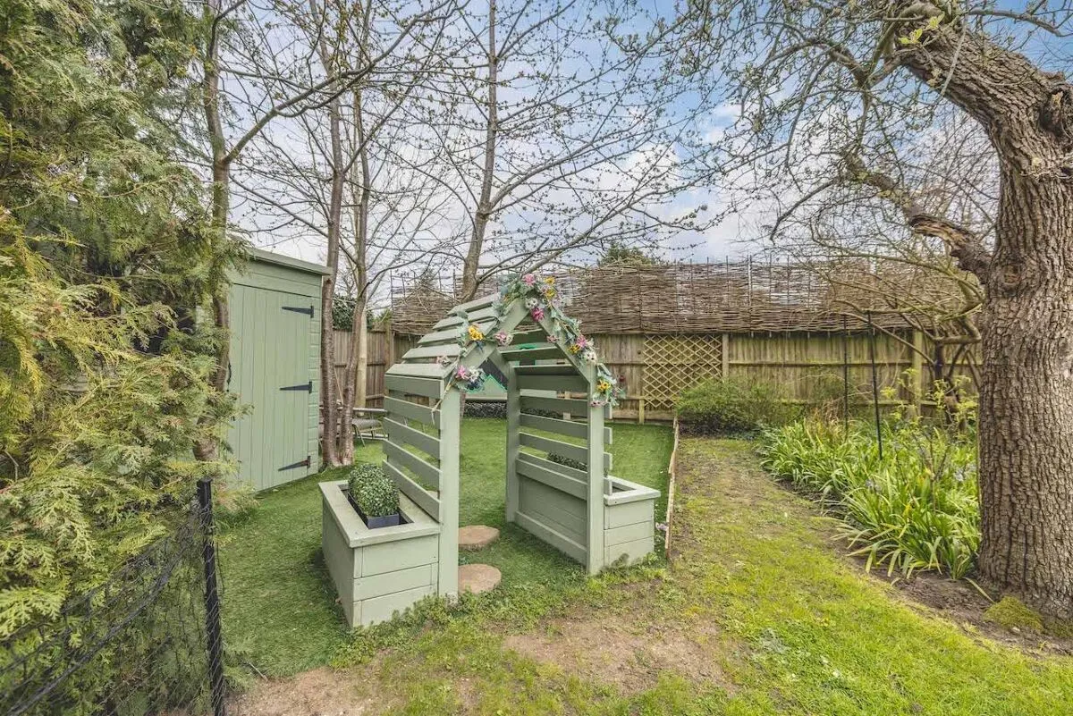 Montagu Road, Datchet, SL3, photo 29