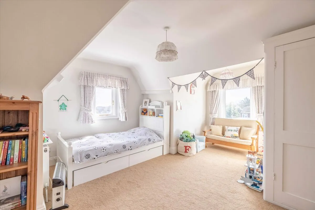 Montagu Road, Datchet, SL3, photo 15
