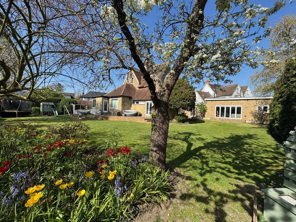 Montagu Road, Datchet, SL3, photo 32