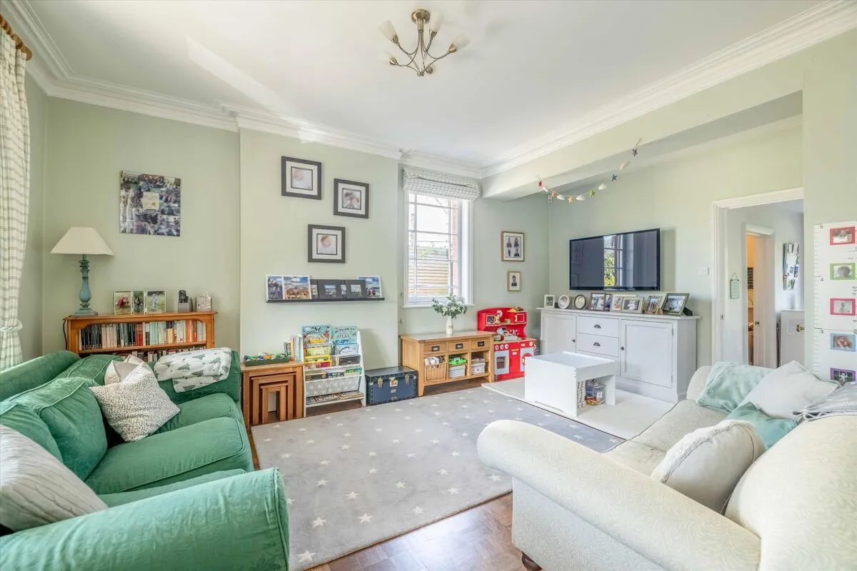 Montagu Road, Datchet, SL3, photo 8