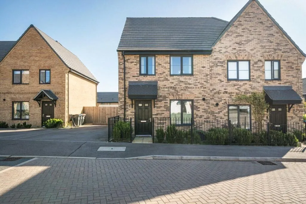 3 bed house for sale, Limbrey Drive, Olney, MK46