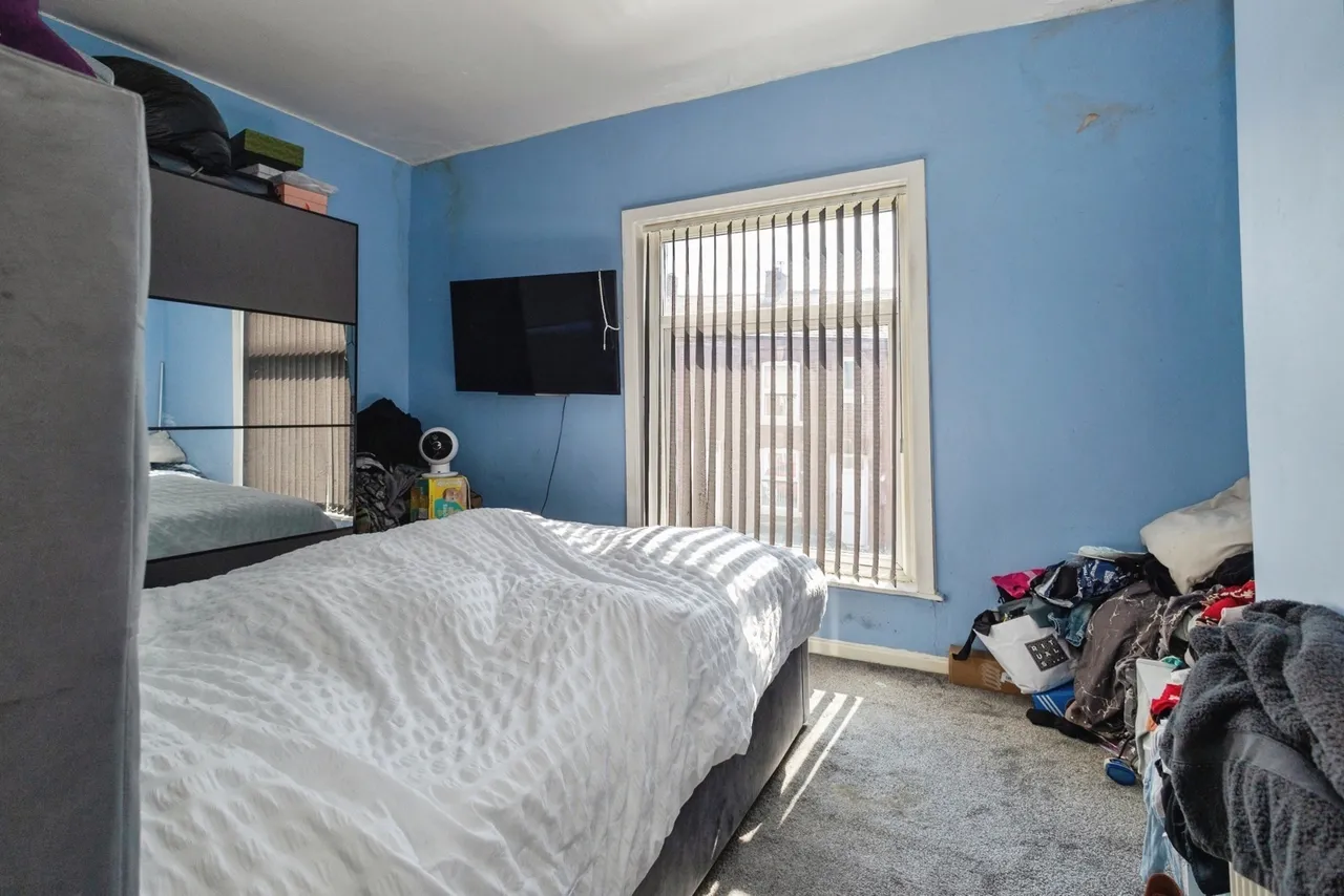 Alexandra Road, ASHTON-UNDER-LYNE, Lancashire, OL6, photo 7