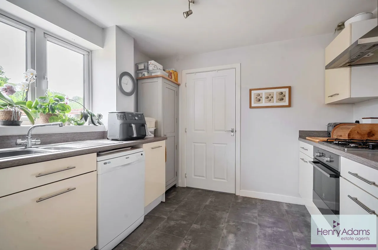 Reed Way, Petersfield, GU32, photo 3