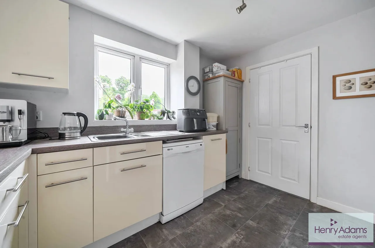 Reed Way, Petersfield, GU32, photo 6