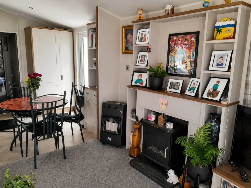 Meadow Lane, GL20, photo 12
