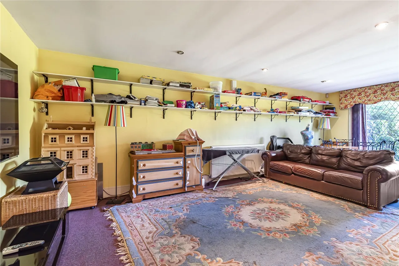 Beech Hill, Hadley Wood, EN4 0JW, photo 14