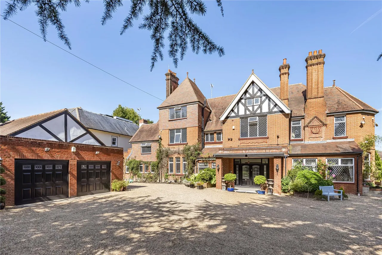 8 bed house for sale — Beech Hill, Hadley Wood, EN4 0JW