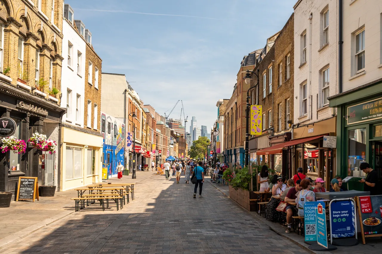 Flat 1, 123-124 Lower Marsh, London, photo 12