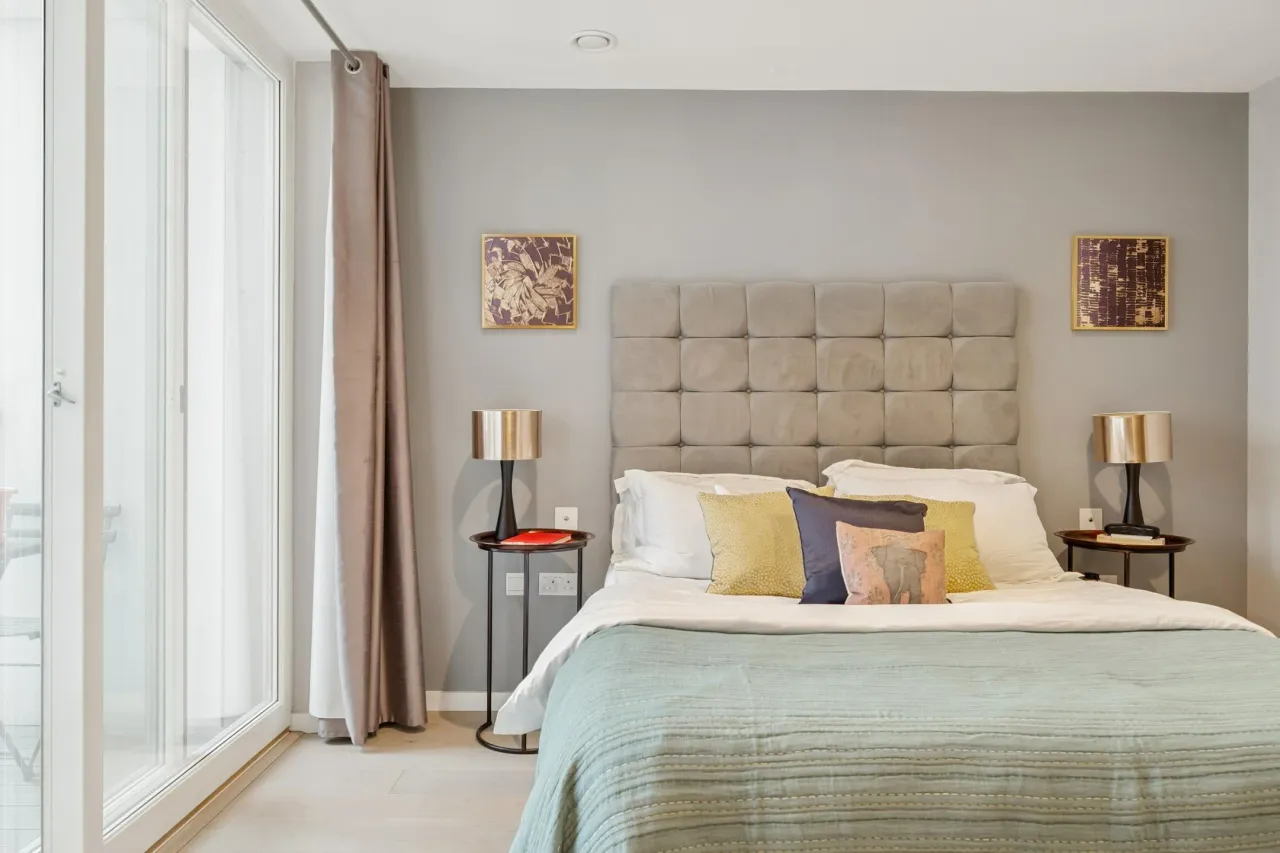 Upper Richmond Road, London, SW15, photo 9
