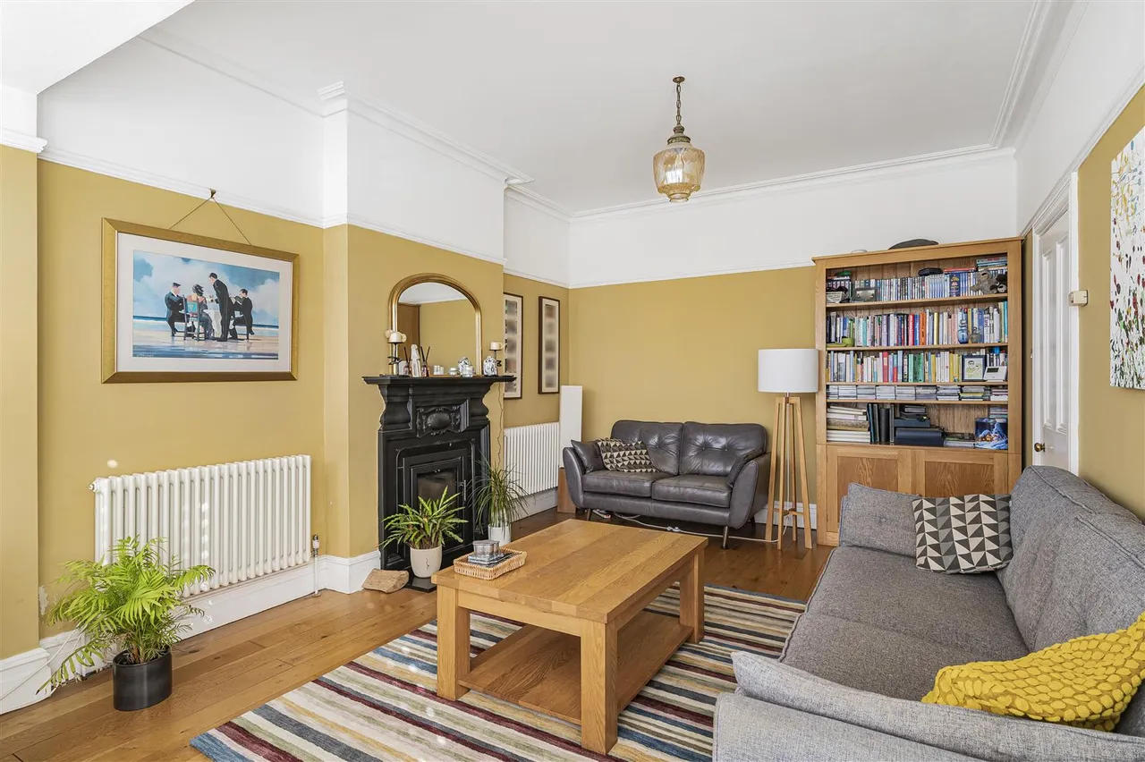 Bramber Road, Seaford, photo 11