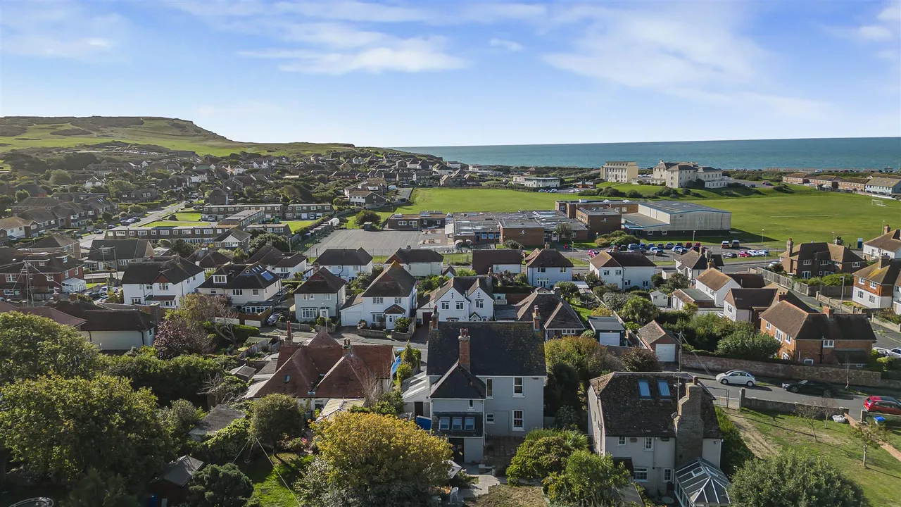 Bramber Road, Seaford, photo 25