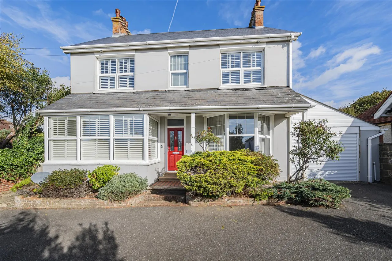 Bramber Road, Seaford, photo 26