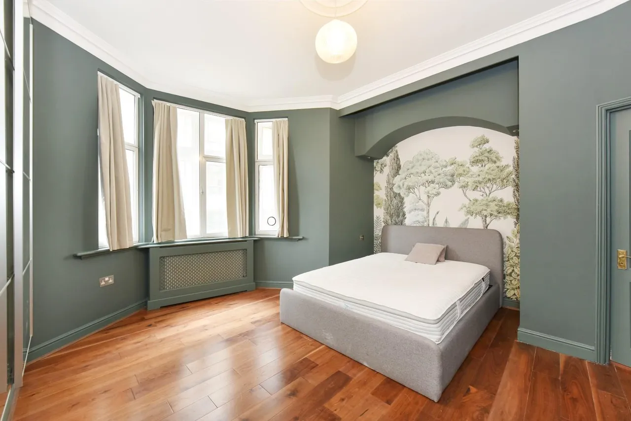 Marylebone Road, London, NW1, photo 2