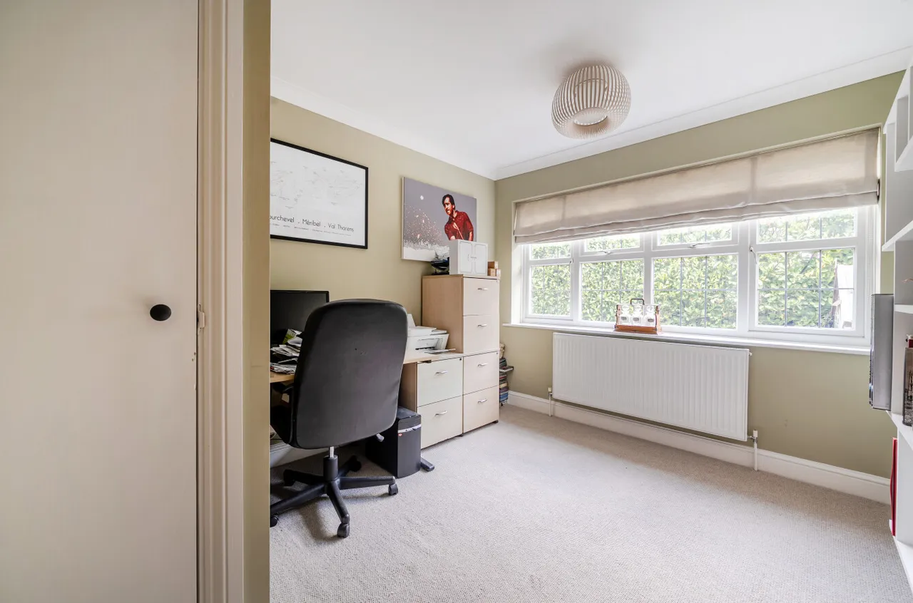 Chislehurst, Kent, photo 9