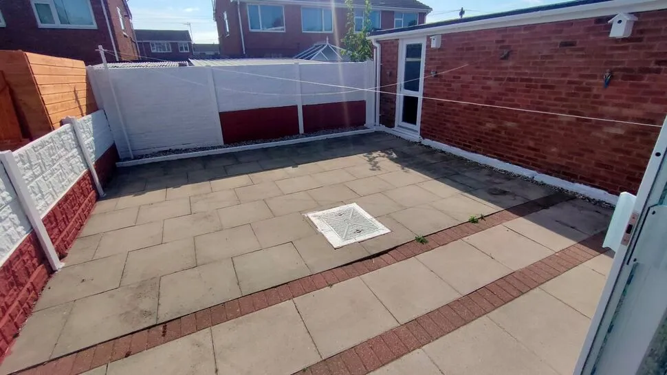 Bentley Avenue, Gwersyllt, LL11, photo 3
