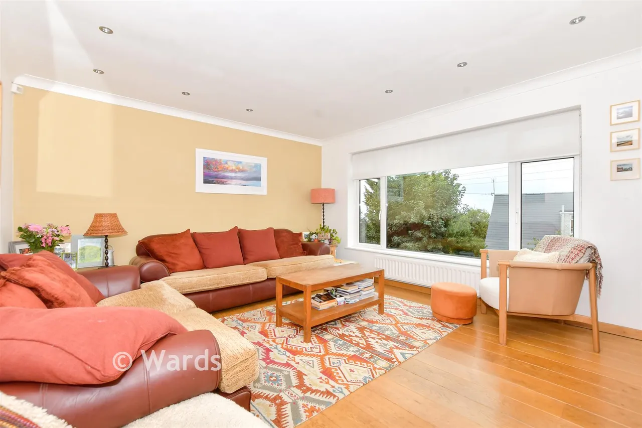 Naildown Close, Seabrook, CT21, photo 4