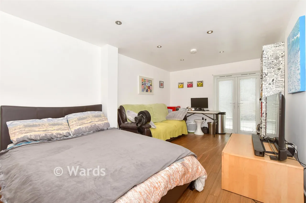 Naildown Close, Seabrook, CT21, photo 15