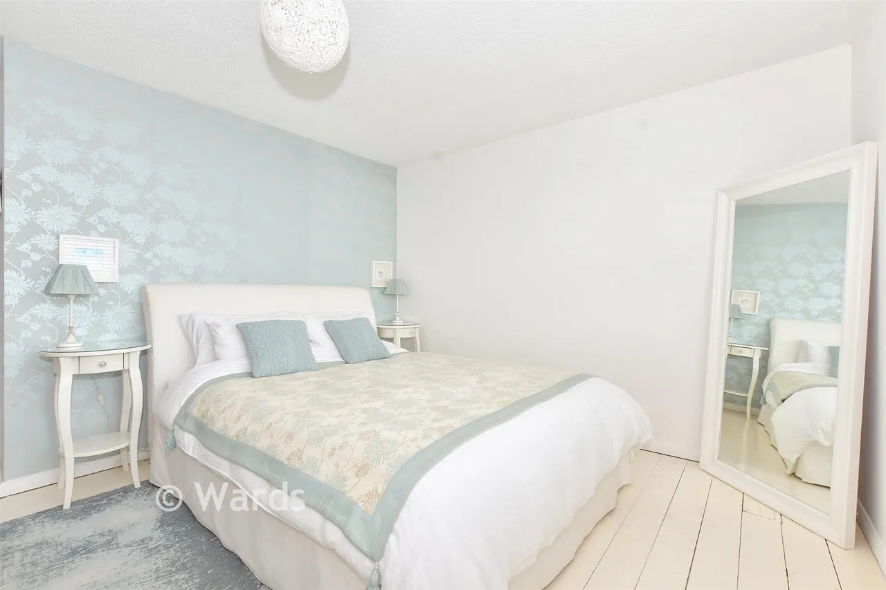 Naildown Close, Seabrook, CT21, photo 11