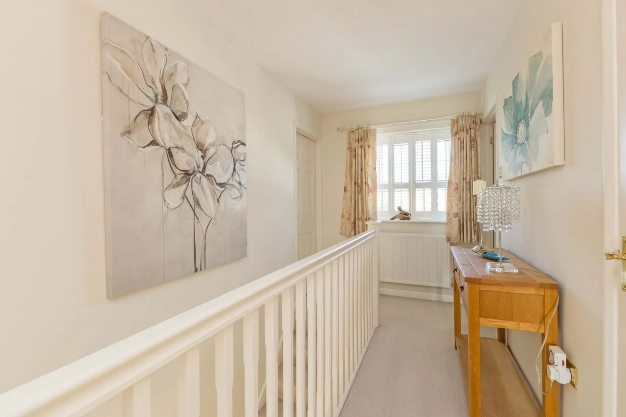 Cranbrook Drive, Maidenhead, Berkshire, photo 17