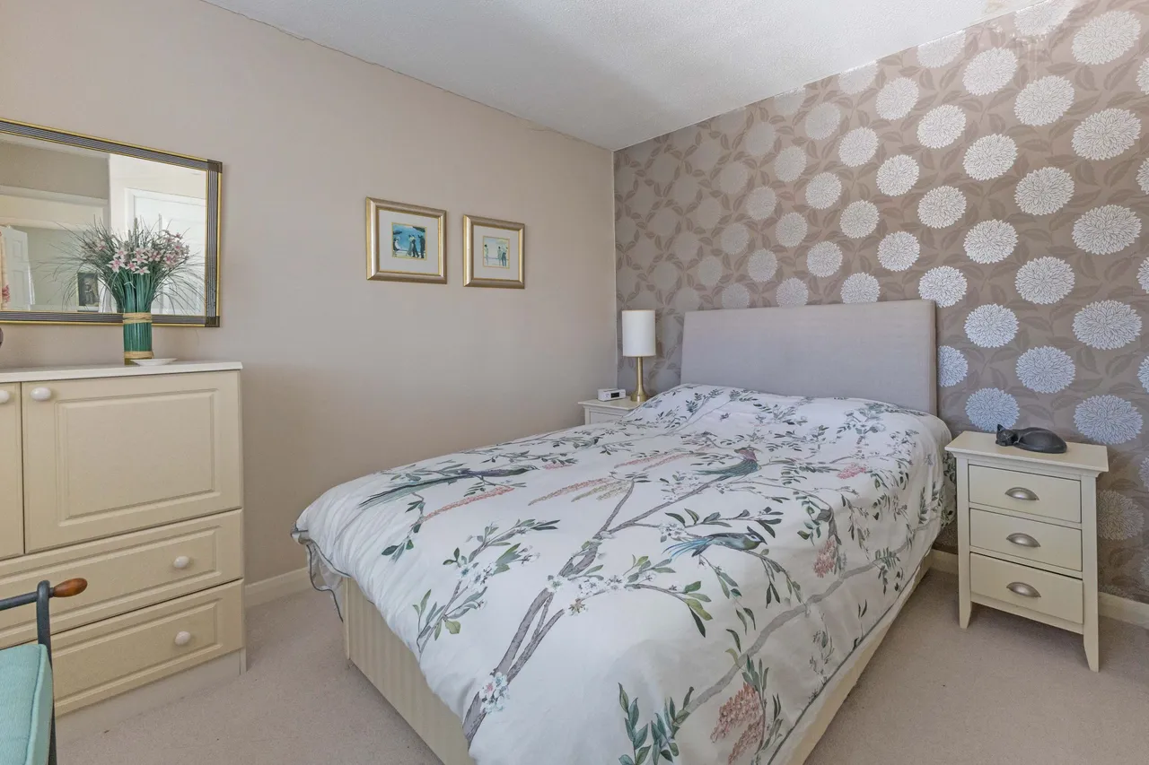 Cranbrook Drive, Maidenhead, Berkshire, photo 18