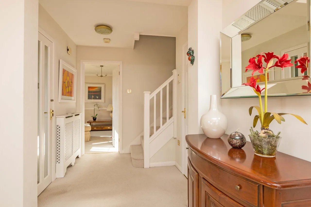 Cranbrook Drive, Maidenhead, Berkshire, photo 9