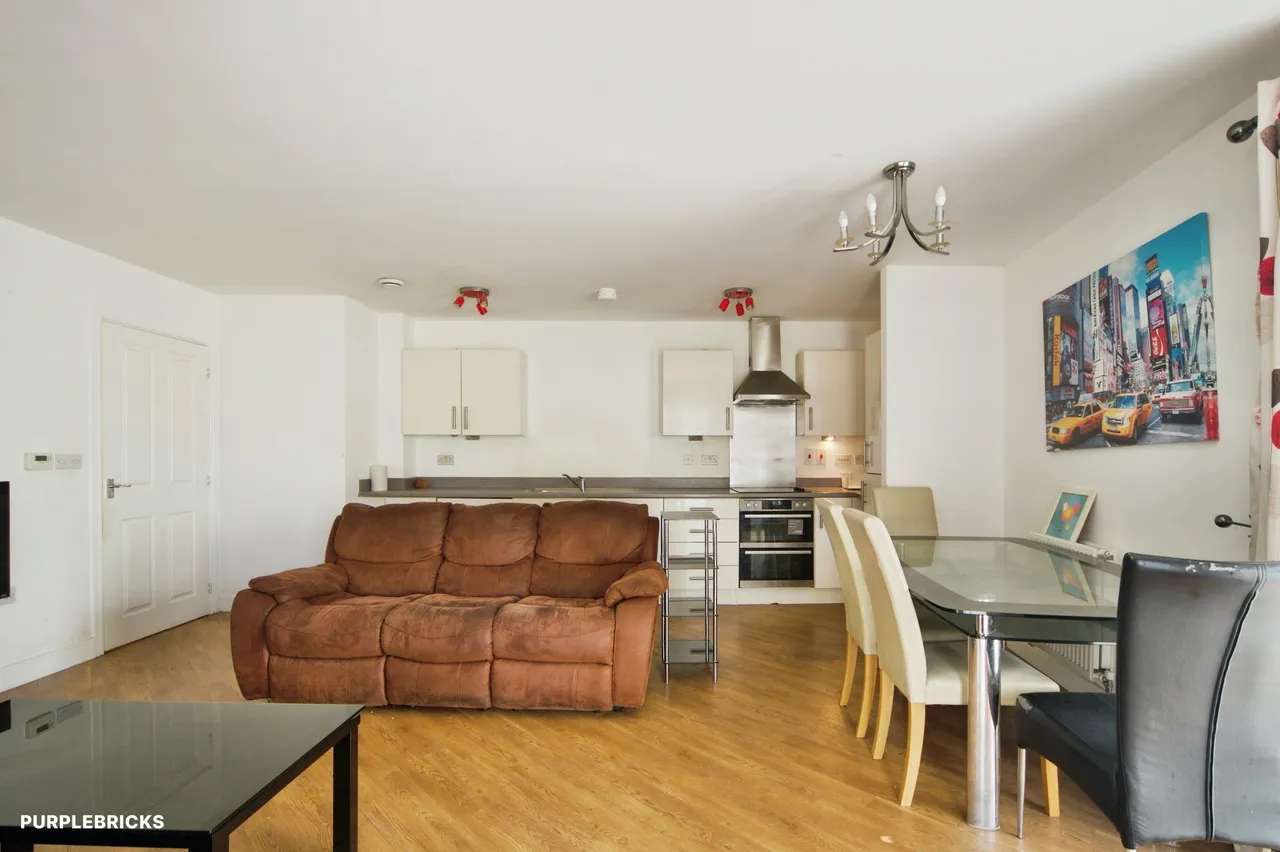 Academy Way, Dagenham, RM8, photo 4