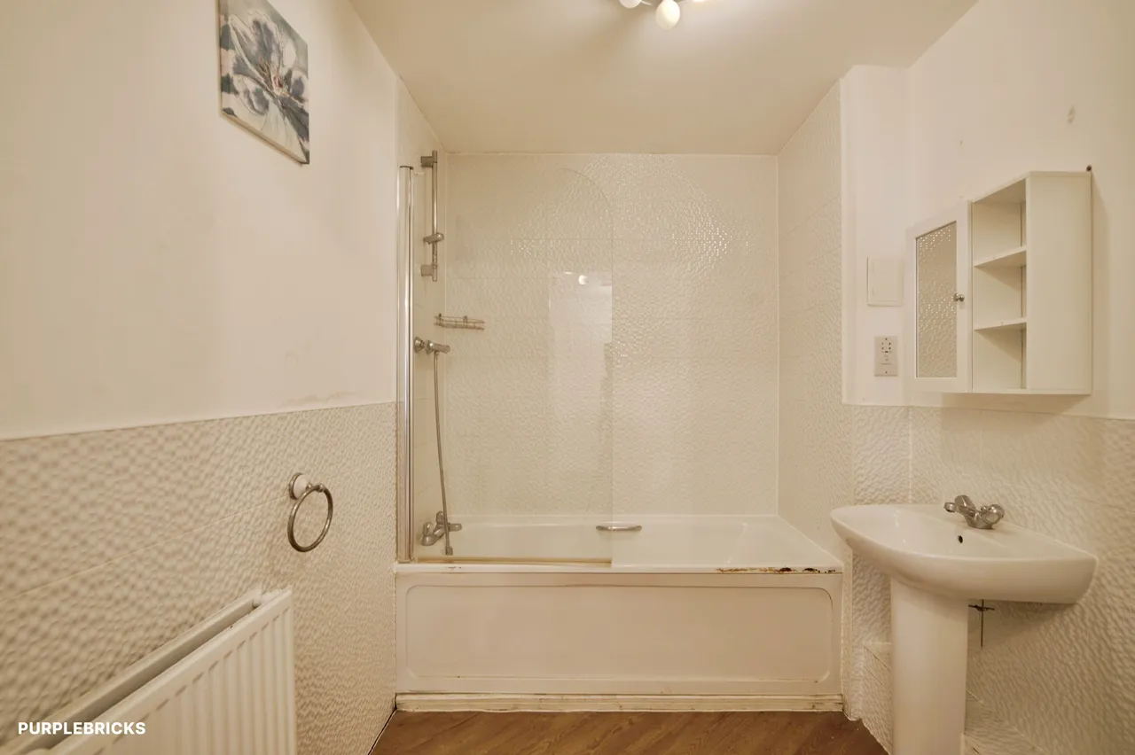 Academy Way, Dagenham, RM8, photo 16